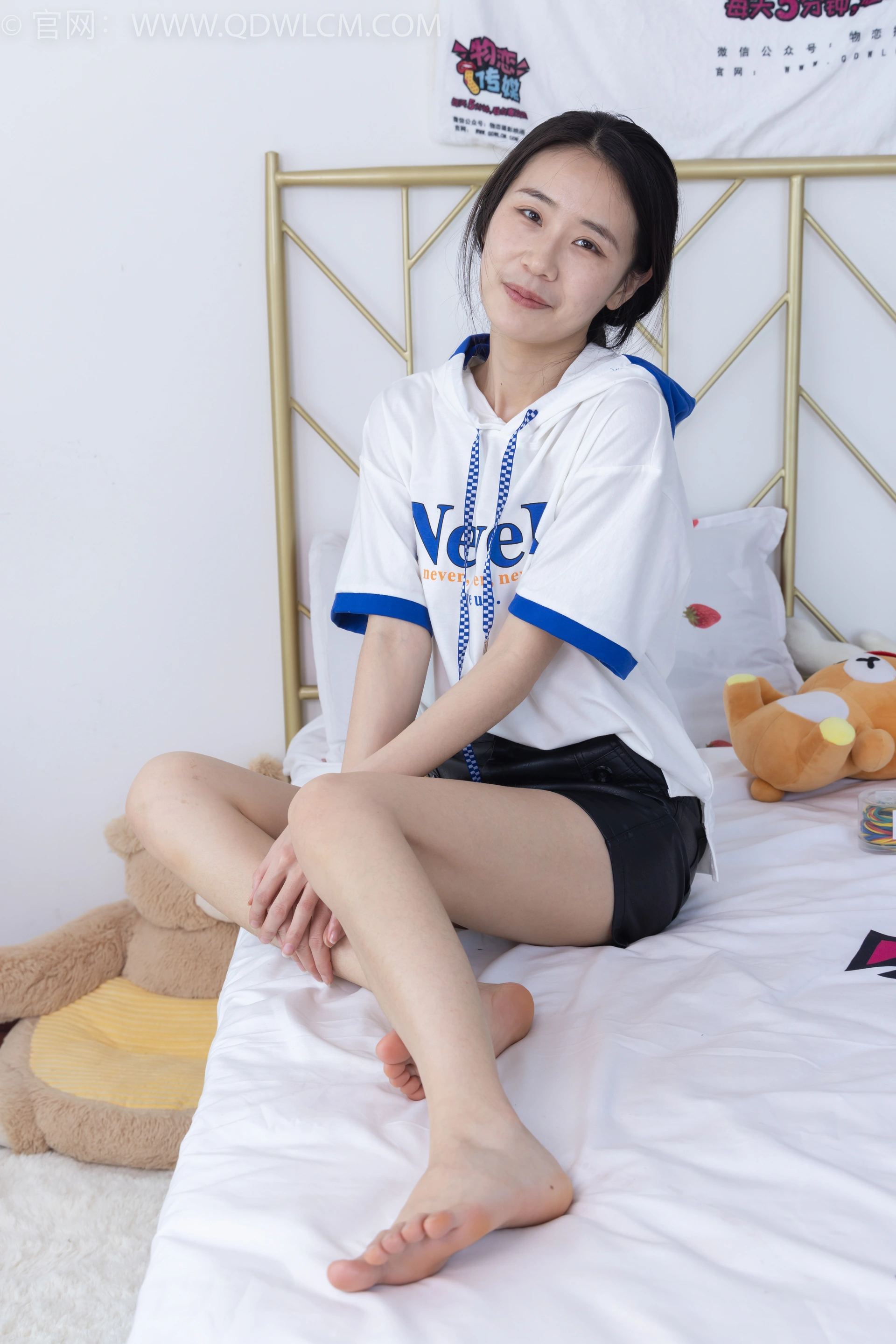 物恋传媒 NO.1530 菜菜-冬日雪花 3